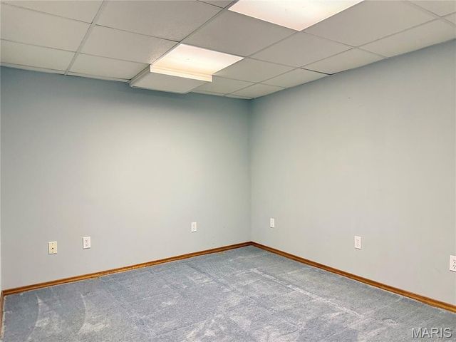 9133 Kit Drive, St Louis, MO 63123