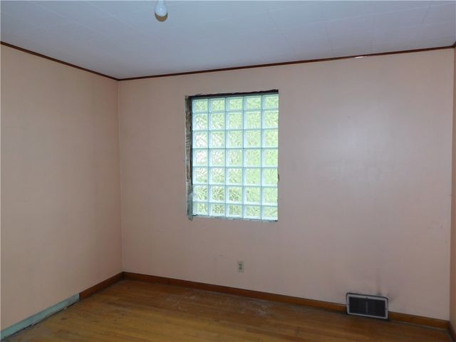 110 Holbert Stretch Road, Pittsburgh, PA 15327