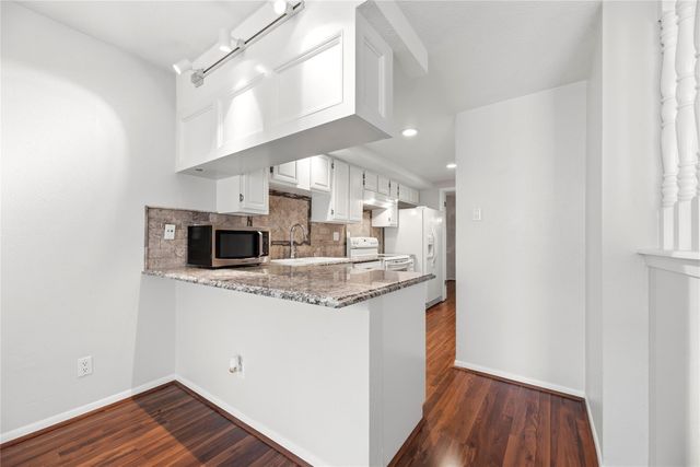 1310 Country Place Drive, Houston, TX 77079