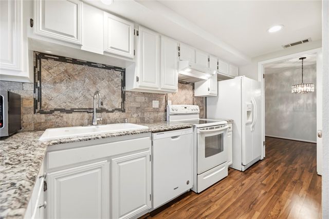 1310 Country Place Drive, Houston, TX 77079