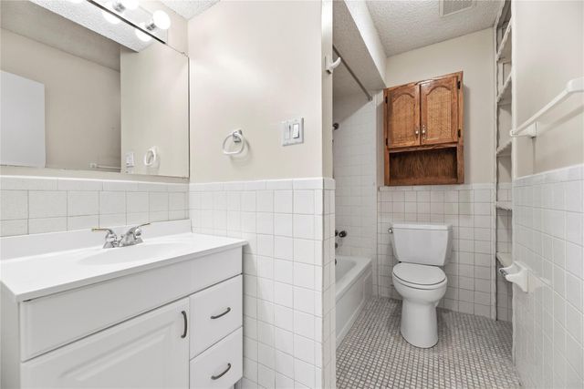 1310 Country Place Drive, Houston, TX 77079