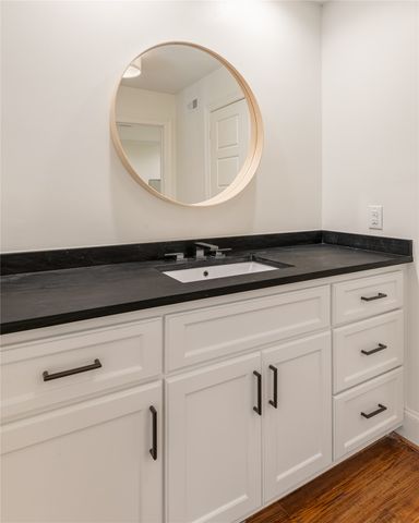 9148 Clearlake Drive, Dallas, TX 75225