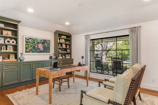 9148 Clearlake Drive, Dallas, TX 75225