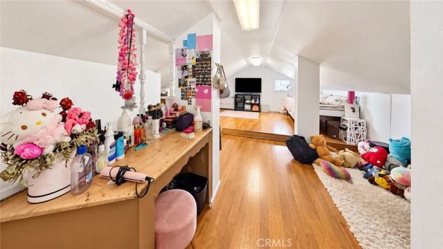 1707 E Poinsettia Street, Long Beach, CA 90805