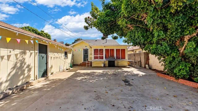 1707 E Poinsettia Street, Long Beach, CA 90805