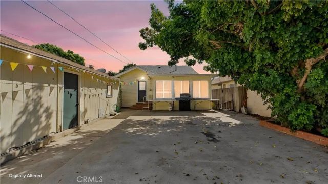 1707 E Poinsettia Street, Long Beach, CA 90805