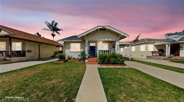 1707 E Poinsettia Street, Long Beach, CA 90805