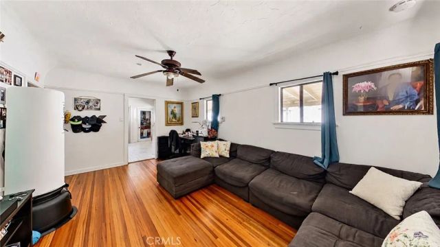 1707 E Poinsettia Street, Long Beach, CA 90805