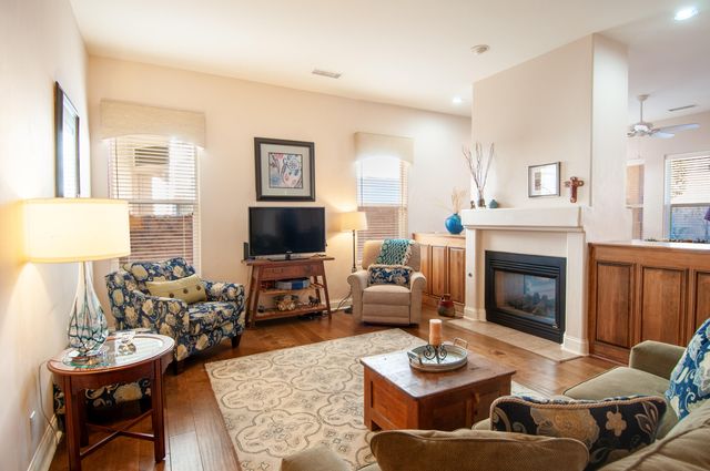 6128 Purple Aster Lane NE, Albuquerque, NM 87111