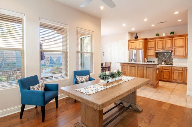 6128 Purple Aster Lane NE, Albuquerque, NM 87111