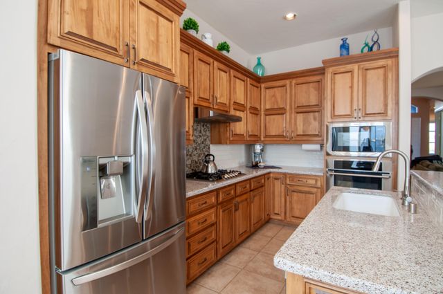 6128 Purple Aster Lane NE, Albuquerque, NM 87111