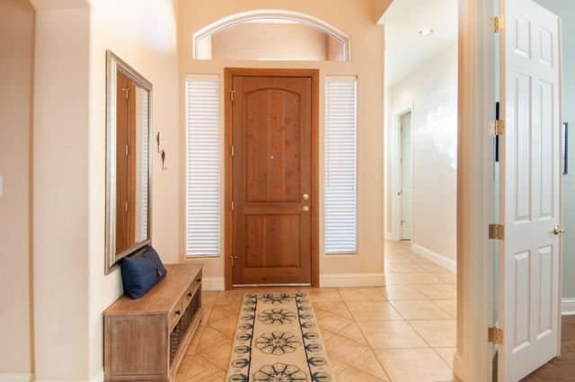 6128 Purple Aster Lane NE, Albuquerque, NM 87111