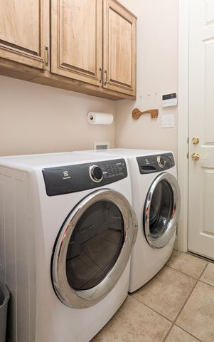 6128 Purple Aster Lane NE, Albuquerque, NM 87111