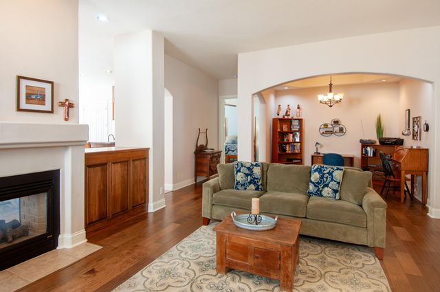 6128 Purple Aster Lane NE, Albuquerque, NM 87111