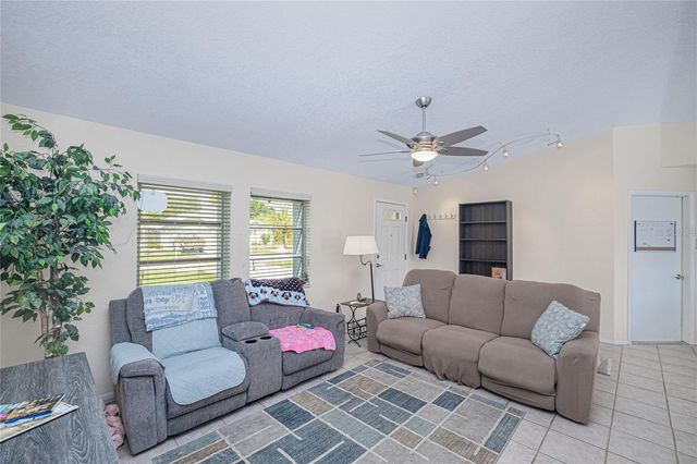 390 TRES LAGOAS STREET, Punta Gorda, FL 33983