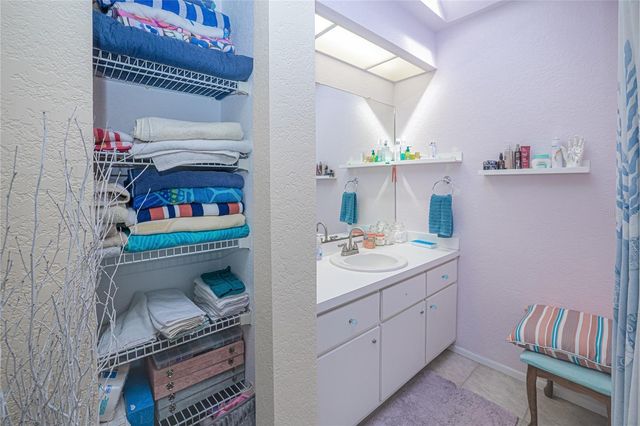 390 TRES LAGOAS STREET, Punta Gorda, FL 33983