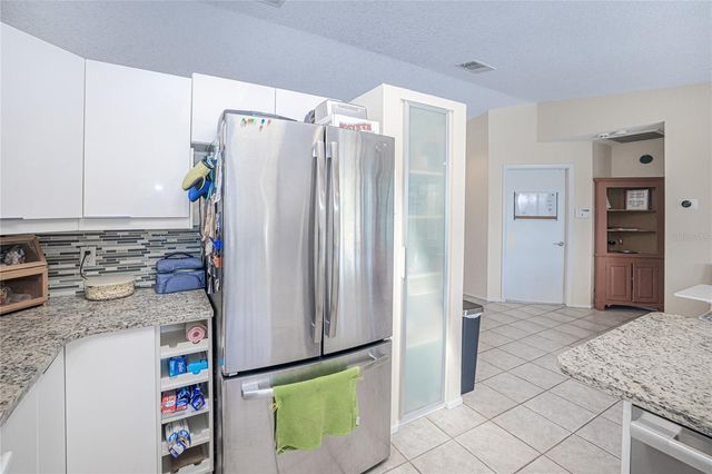 390 TRES LAGOAS STREET, Punta Gorda, FL 33983