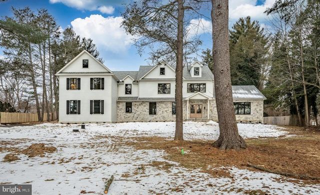 1427 SUGARTOWN RD, Berwyn, PA 19312