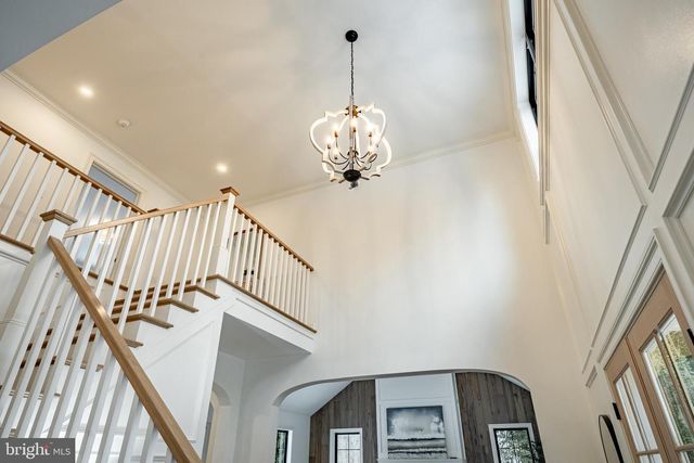 1427 SUGARTOWN RD, Berwyn, PA 19312