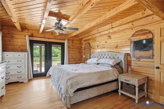 8401 Hicks Island Rd, Lanexa, VA 23089