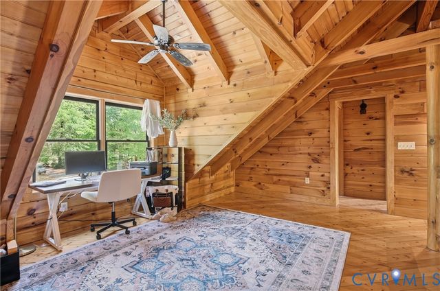 8401 Hicks Island Rd, Lanexa, VA 23089