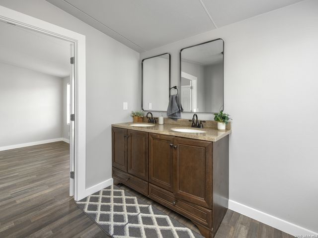 22906 Fawn Trail, Elmendorf, TX 78112