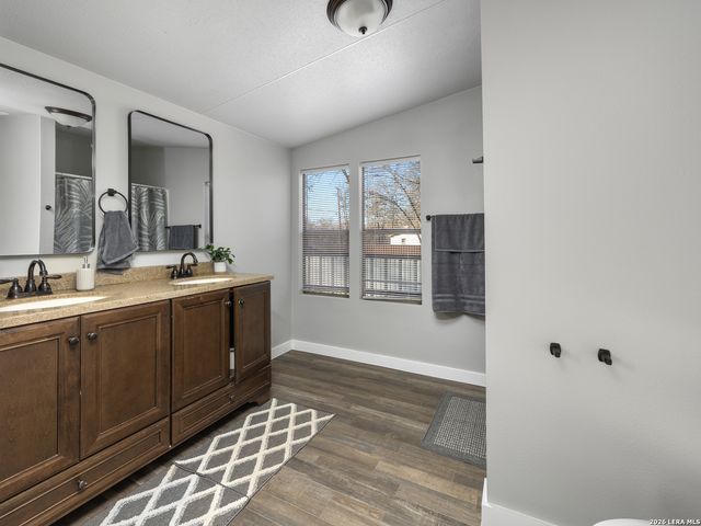 22906 Fawn Trail, Elmendorf, TX 78112