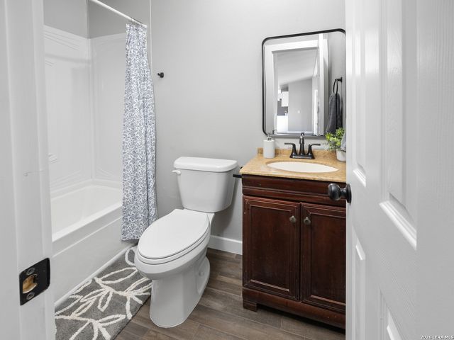 22906 Fawn Trail, Elmendorf, TX 78112