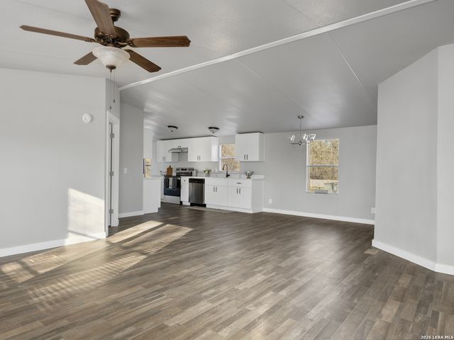 22906 Fawn Trail, Elmendorf, TX 78112