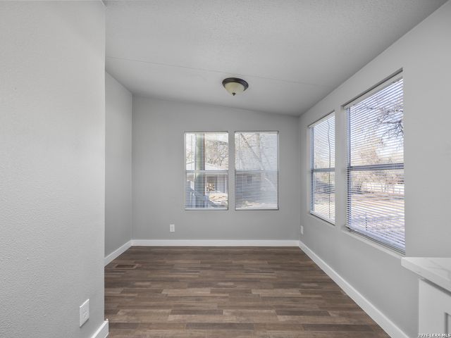 22906 Fawn Trail, Elmendorf, TX 78112