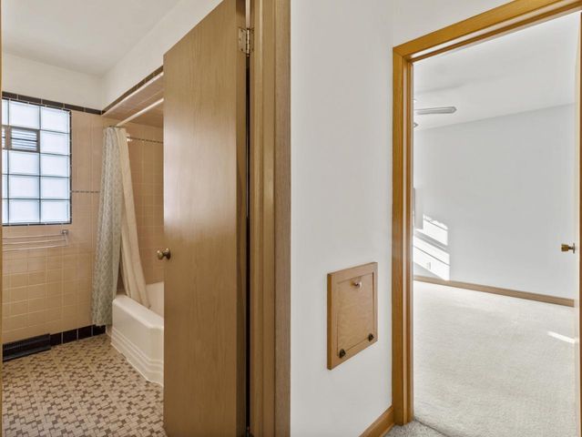 5701 W Stack DRIVE, Milwaukee, WI 53219