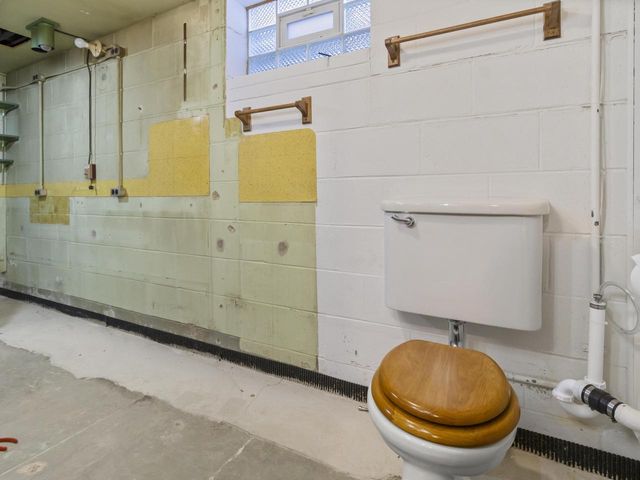 5701 W Stack DRIVE, Milwaukee, WI 53219