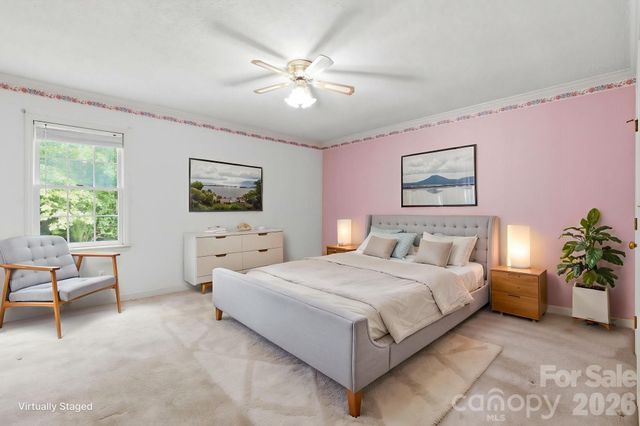 4804 Elmhurst Drive NE, Hickory, NC 28601