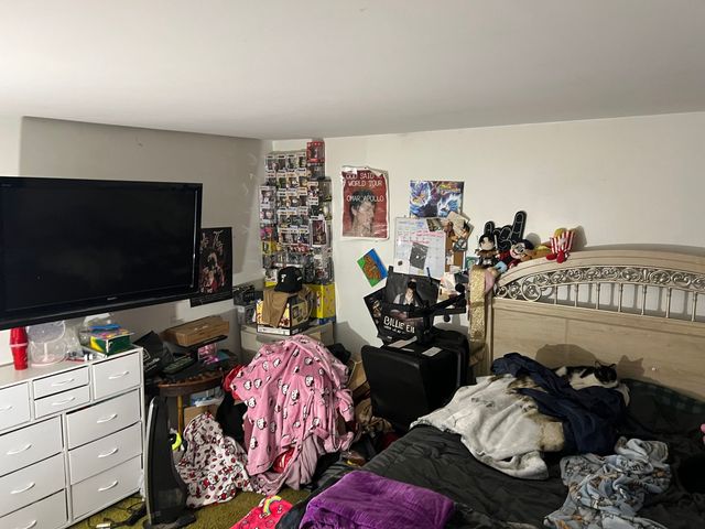 1060 N Highland Avenue, Aurora, IL 60506