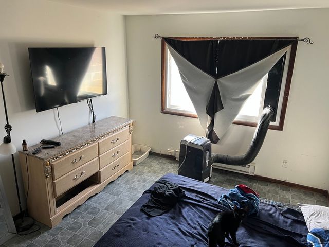 1060 N Highland Avenue, Aurora, IL 60506