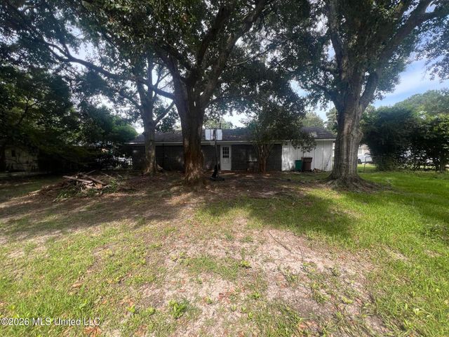 117 Evergreen Drive, D'iberville, MS 39540