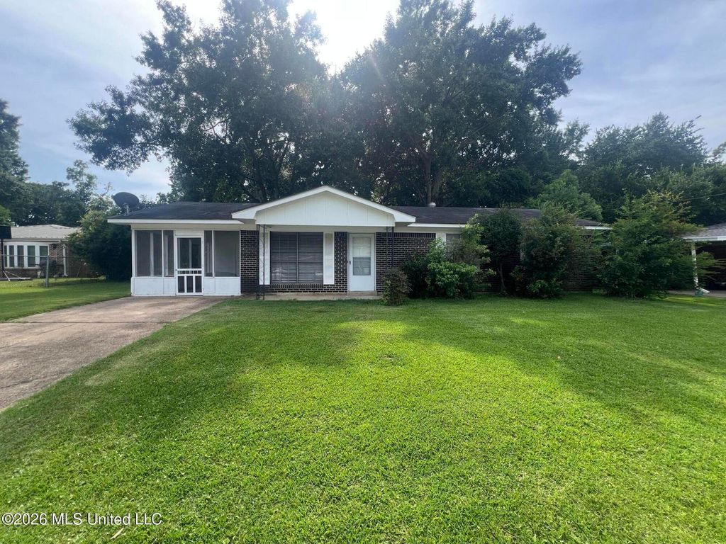 117 Evergreen Drive, D'iberville, MS 39540