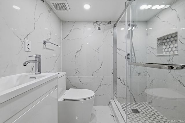 34-26 209 Street, Bayside, NY 11361