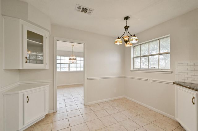 5020 Glenhaven Drive, Baytown, TX 77521