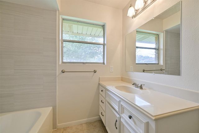 5020 Glenhaven Drive, Baytown, TX 77521