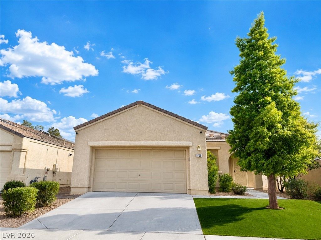 5705 Eagle Claw Avenue, Las Vegas, NV 89130 — exterior