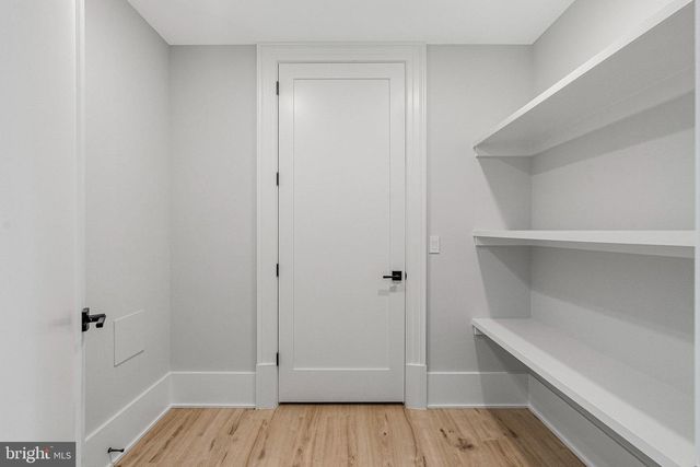 7007 HECTOR RD, Mclean, VA 22101