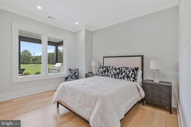 7007 HECTOR RD, Mclean, VA 22101