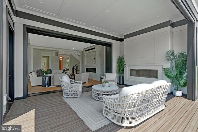 7007 HECTOR RD, Mclean, VA 22101