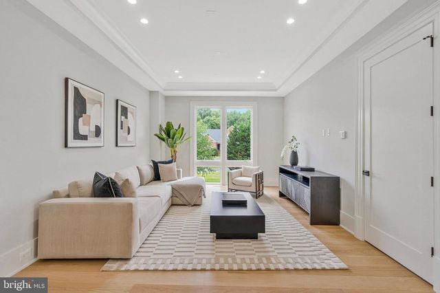 7007 HECTOR RD, Mclean, VA 22101