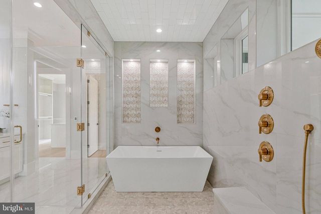 7007 HECTOR RD, Mclean, VA 22101