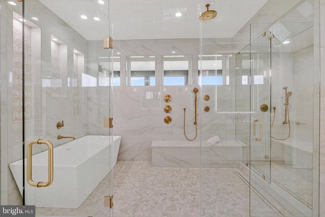 7007 HECTOR RD, Mclean, VA 22101