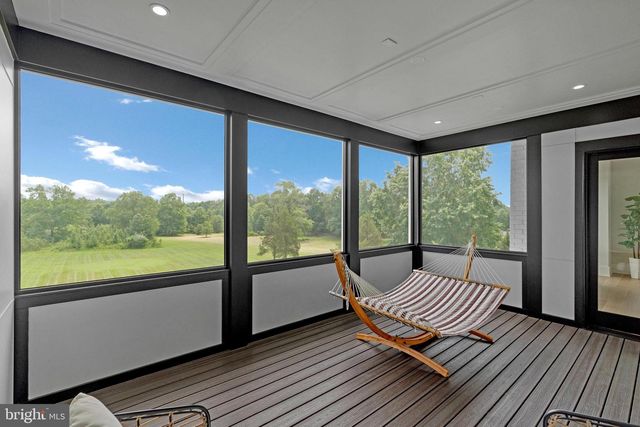 7007 HECTOR RD, Mclean, VA 22101