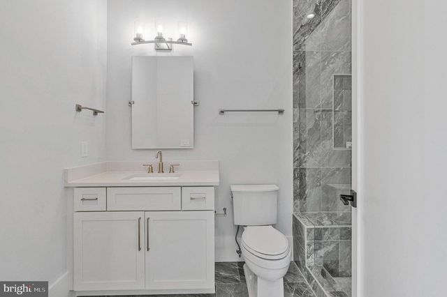 7007 HECTOR RD, Mclean, VA 22101