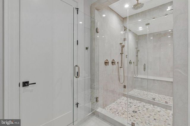 7007 HECTOR RD, Mclean, VA 22101